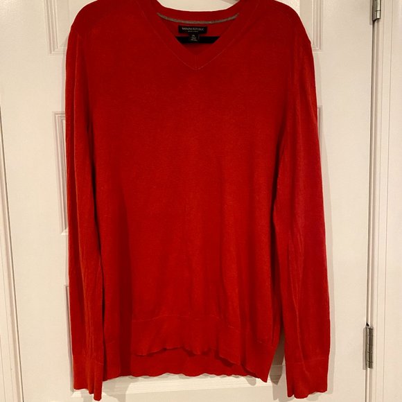 Banana Republic Red V Neck Sweater Men's XL - Picture 2 of 8